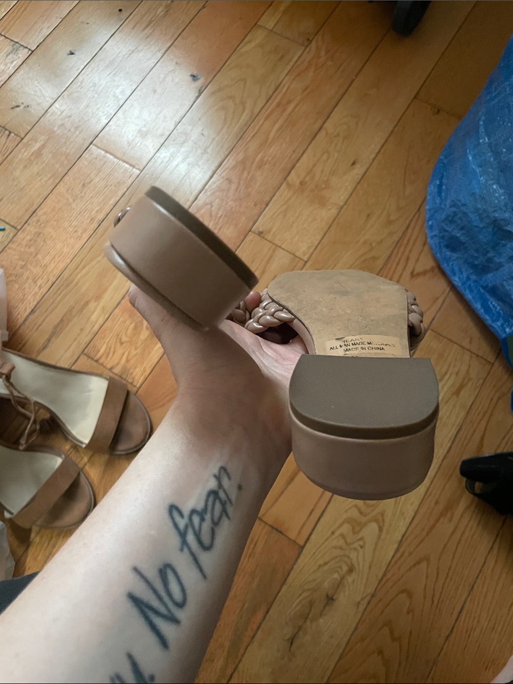 Sandals - Picture 6 of 6